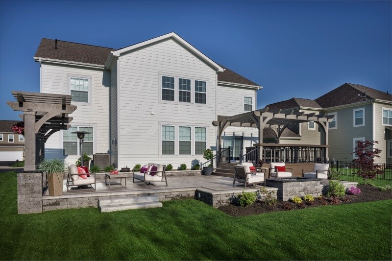 beautiful backyard space in Pickertingon, OH